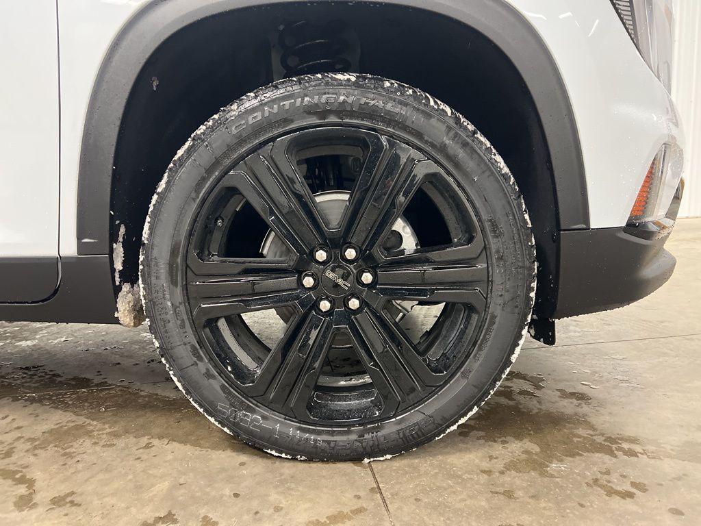 new 2026 GMC Acadia car, priced at $55,670