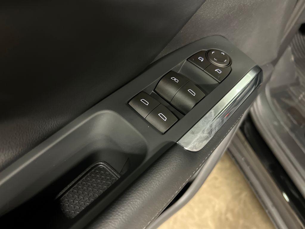new 2026 Chevrolet Traverse car, priced at $47,740