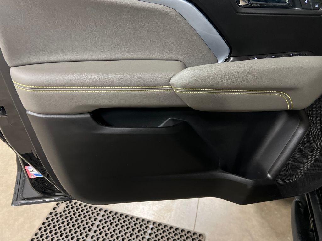 used 2025 Chevrolet Colorado car, priced at $46,997