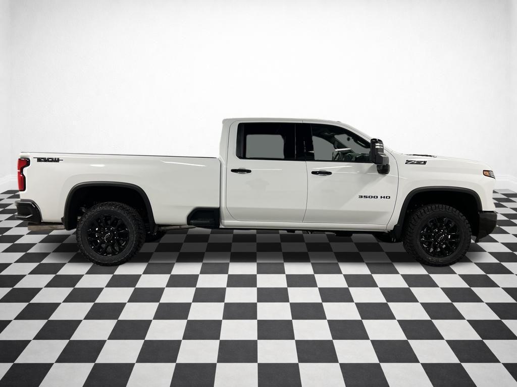 new 2026 Chevrolet Silverado 3500 car, priced at $85,925