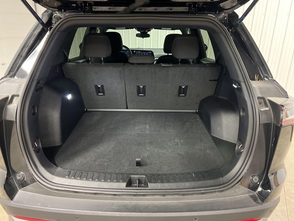 used 2025 Chevrolet Equinox car, priced at $26,983