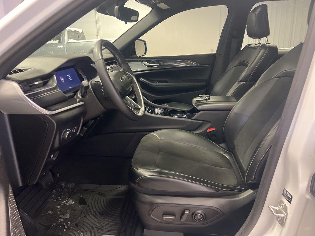 used 2023 Jeep Grand Cherokee car, priced at $23,970