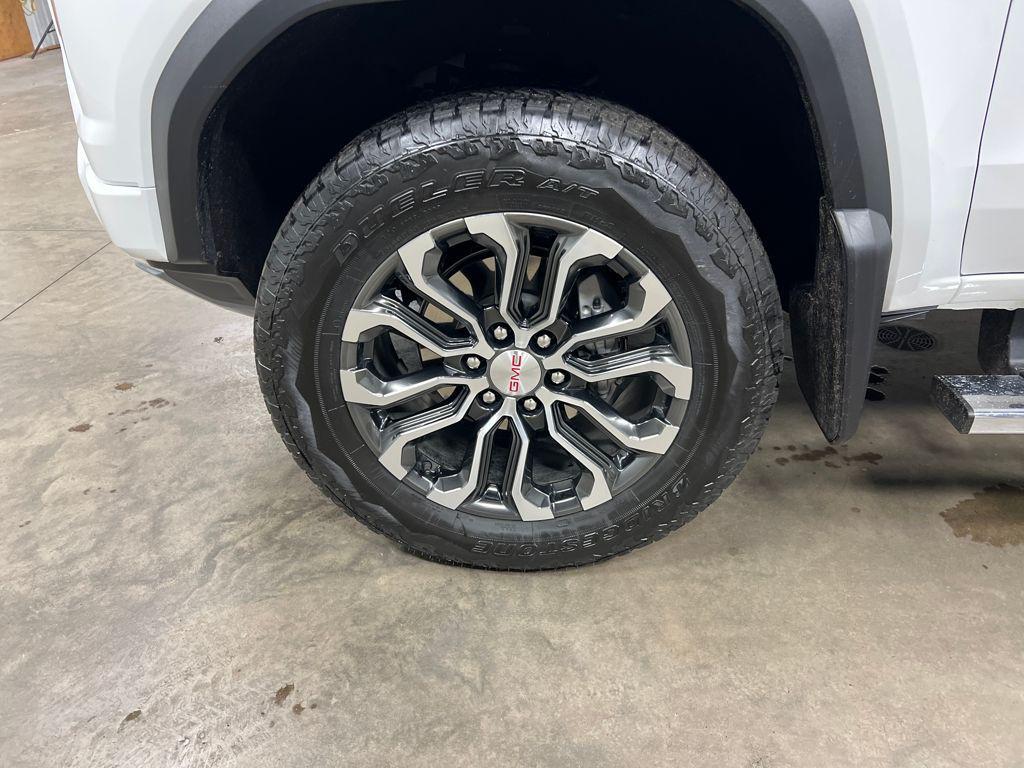 used 2025 GMC Canyon car, priced at $47,994