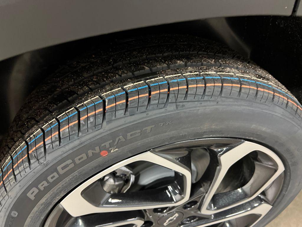 new 2026 Chevrolet Trax car, priced at $28,885