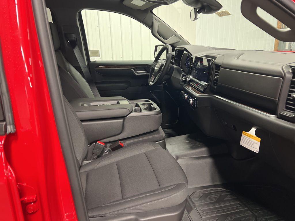 new 2026 GMC Sierra 1500 car, priced at $56,600