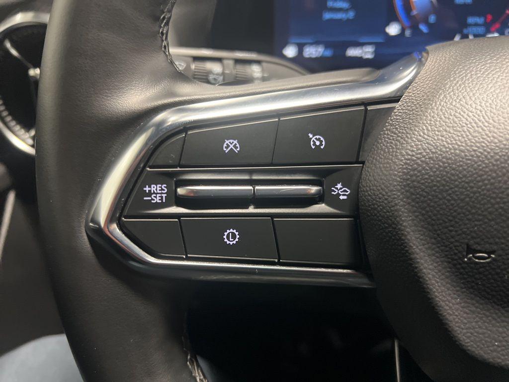 used 2025 Chevrolet Equinox car, priced at $27,890