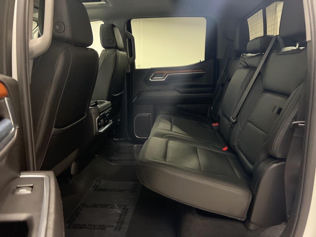 used 2022 GMC Sierra 1500 car, priced at $45,670