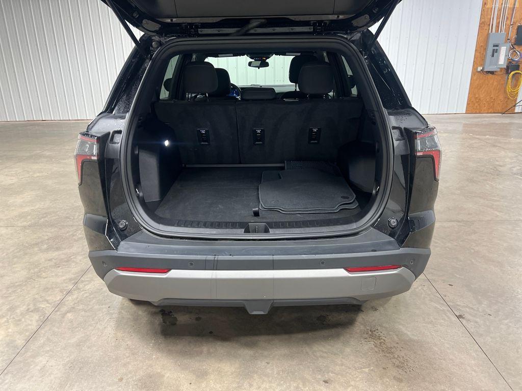 used 2025 Chevrolet Equinox car, priced at $26,980