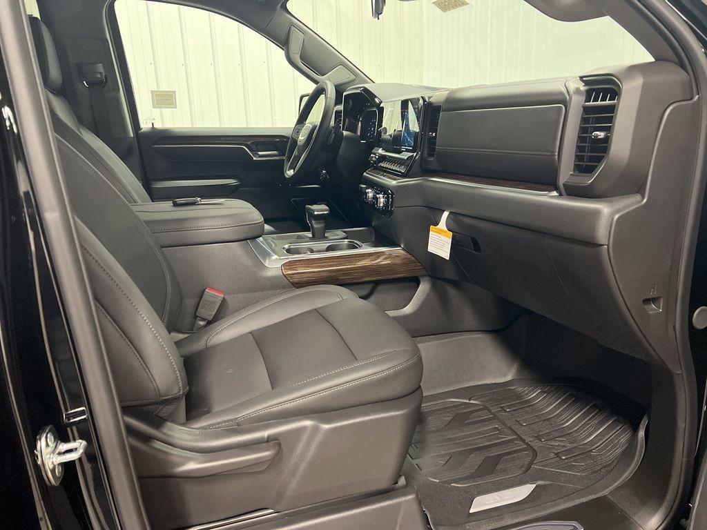 new 2026 GMC Sierra 1500 car, priced at $67,975