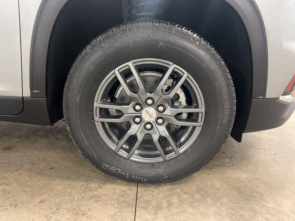 new 2026 GMC Acadia car, priced at $48,090