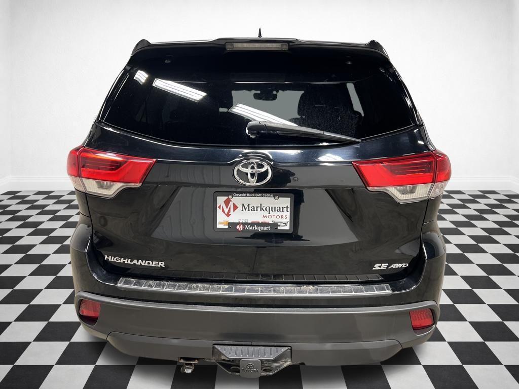 used 2018 Toyota Highlander car, priced at $21,980