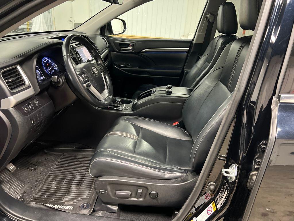 used 2018 Toyota Highlander car, priced at $21,980