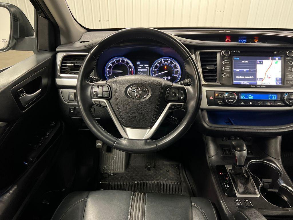 used 2018 Toyota Highlander car, priced at $21,980