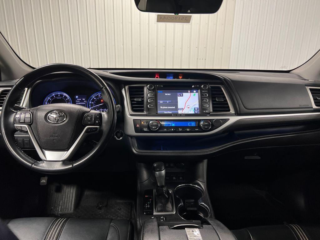 used 2018 Toyota Highlander car, priced at $21,980