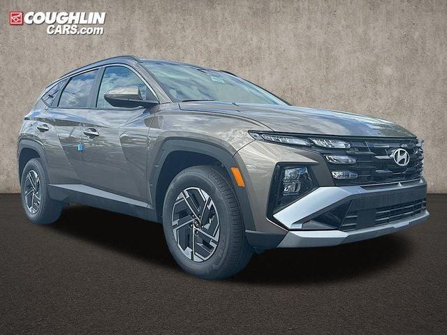 new 2025 Hyundai TUCSON Hybrid car, priced at $33,580