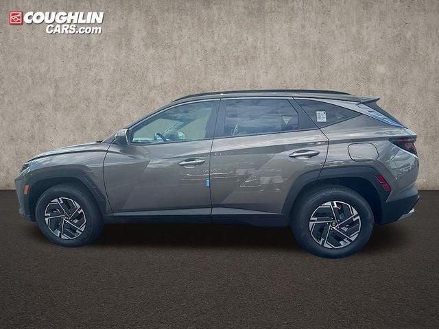 new 2025 Hyundai TUCSON Hybrid car, priced at $33,580