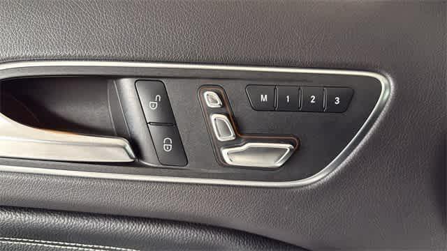 used 2018 Mercedes-Benz GLA 250 car, priced at $15,990