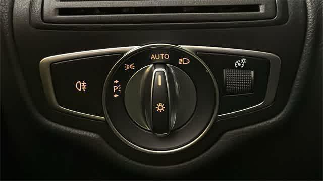 used 2022 Mercedes-Benz GLC 300 car, priced at $33,990