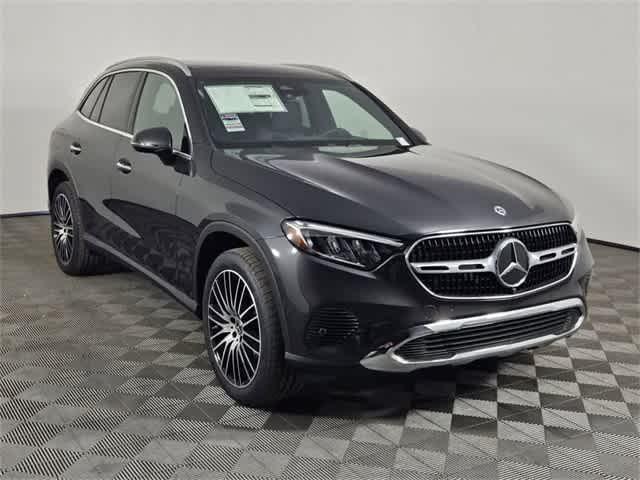 used 2025 Mercedes-Benz GLC 300 car