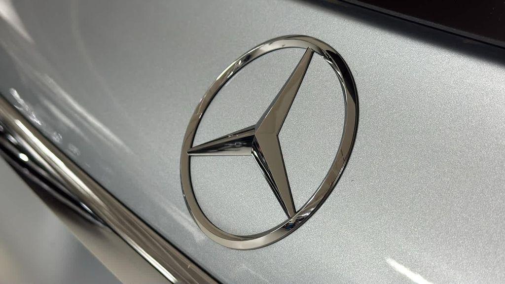 new 2025 Mercedes-Benz GLS 450 car, priced at $89,005