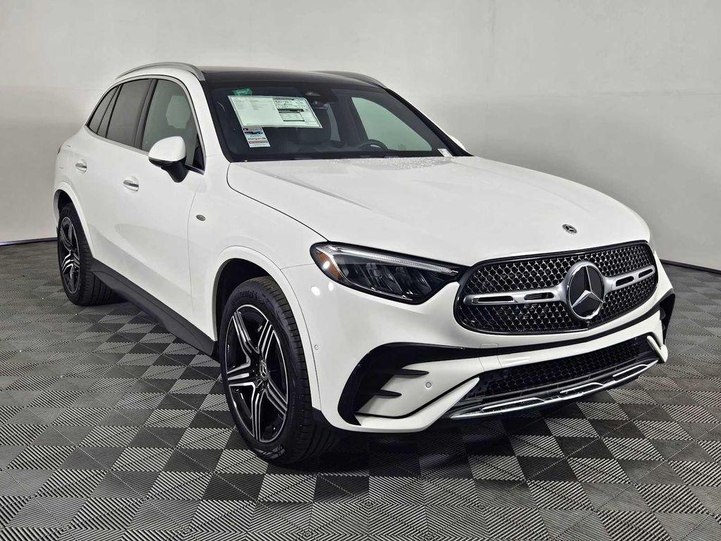 new 2025 Mercedes-Benz GLC 350e car, priced at $64,110