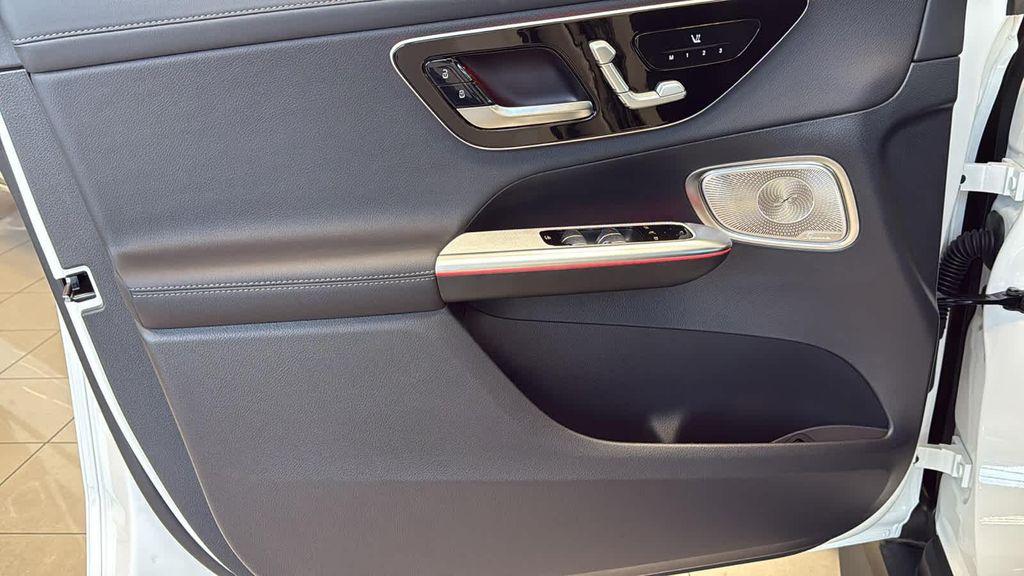 new 2025 Mercedes-Benz GLC 350e car, priced at $62,716