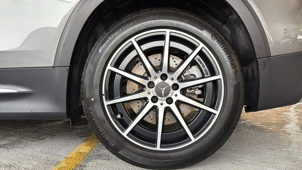 new 2026 Mercedes-Benz AMG GLB 35 car, priced at $62,970