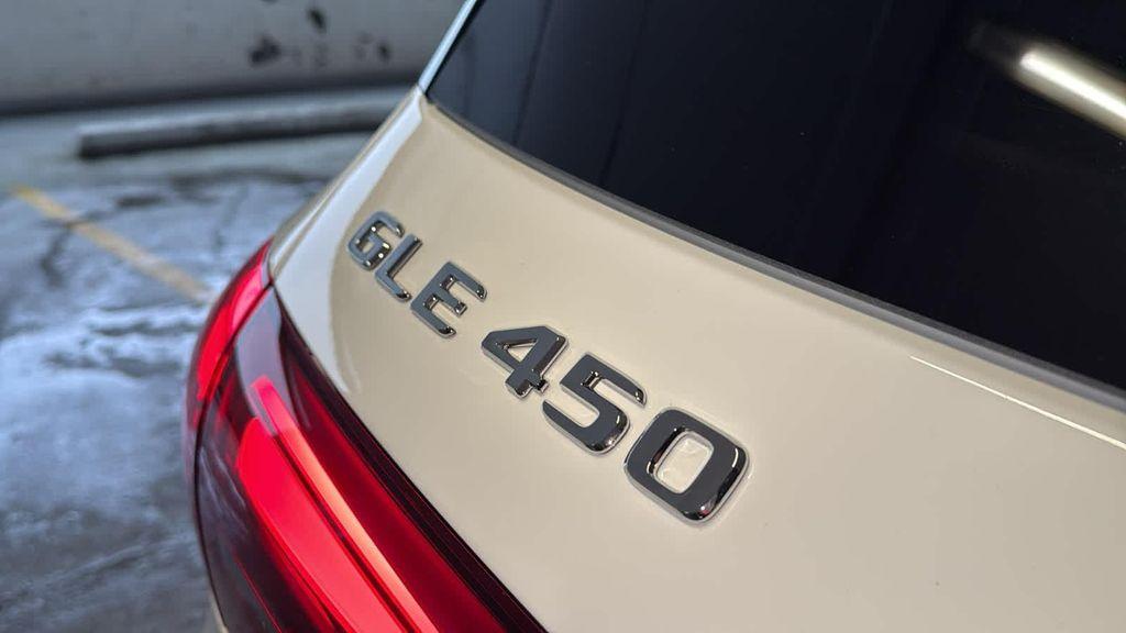 new 2026 Mercedes-Benz GLE 450 car, priced at $92,065