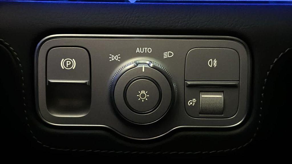 new 2026 Mercedes-Benz GLE 450 car, priced at $92,065