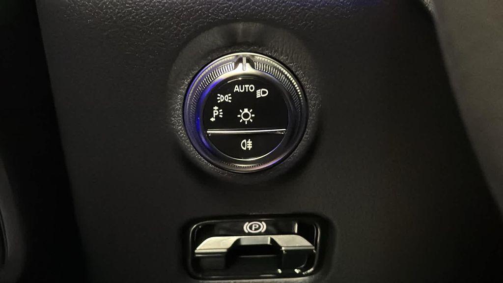 new 2026 Mercedes-Benz AMG CLE 53 car, priced at $98,930