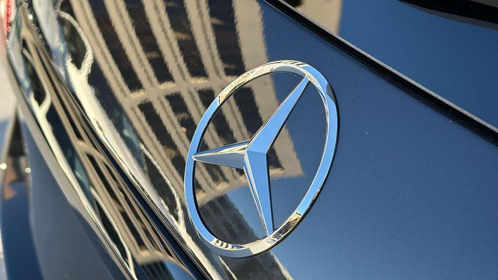 new 2026 Mercedes-Benz GLC 300 car, priced at $59,970
