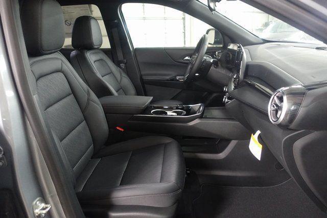 new 2026 Chevrolet Equinox car, priced at $37,580