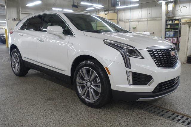 new 2025 Cadillac XT5 car, priced at $55,315