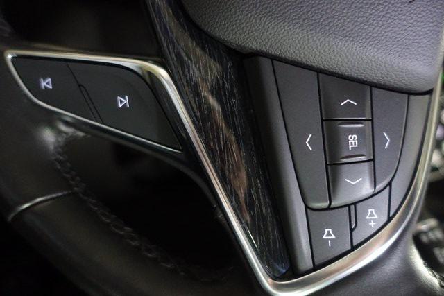 used 2021 Cadillac XT5 car, priced at $26,989