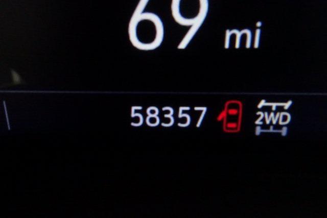 used 2021 Cadillac XT5 car, priced at $26,989