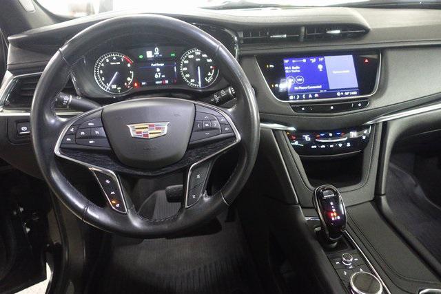 used 2021 Cadillac XT5 car, priced at $26,989