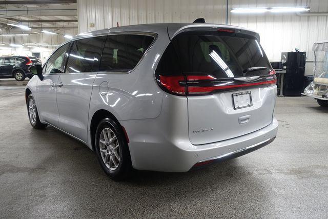 used 2024 Chrysler Pacifica car, priced at $29,253