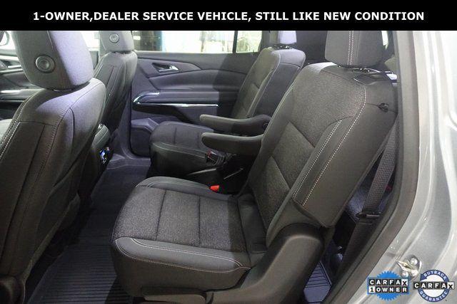 used 2025 Chevrolet Traverse car, priced at $39,393