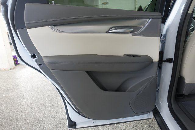 new 2025 Cadillac XT5 car, priced at $59,165