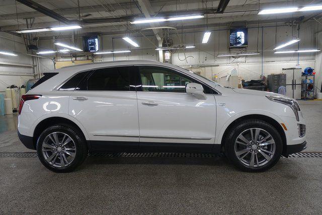 new 2025 Cadillac XT5 car, priced at $59,165