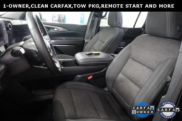 used 2025 Chevrolet Traverse car, priced at $35,936