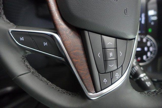 new 2025 Cadillac XT5 car, priced at $55,135