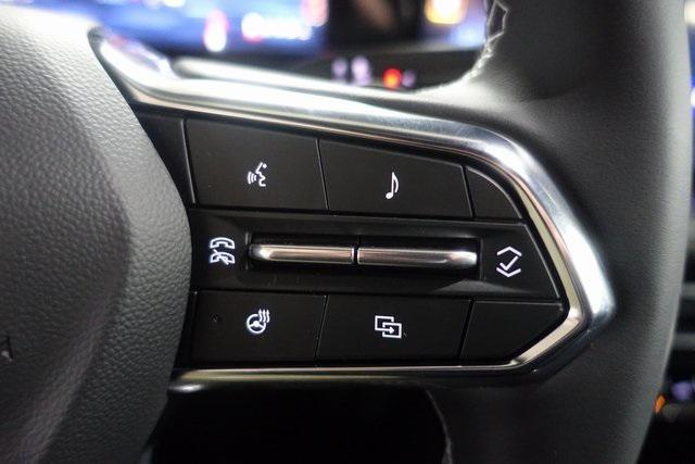 new 2026 Chevrolet Traverse car, priced at $43,120