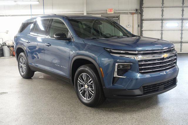 new 2026 Chevrolet Traverse car, priced at $43,120