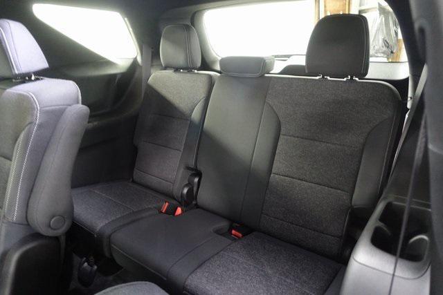 used 2025 Chevrolet Traverse car, priced at $36,291