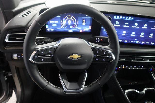 used 2025 Chevrolet Traverse car, priced at $36,291