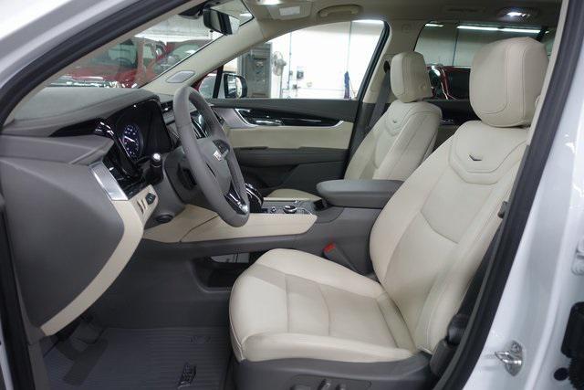 new 2025 Cadillac XT6 car, priced at $65,410