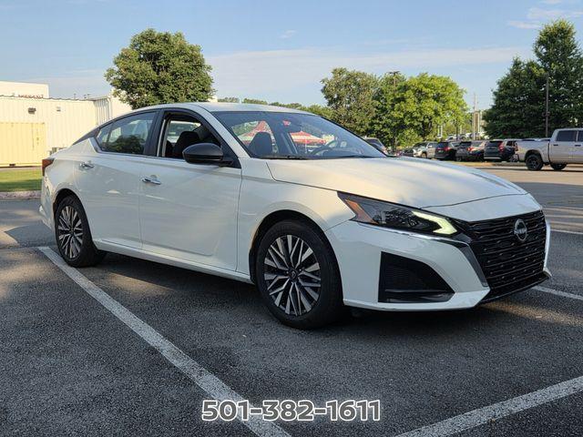 used 2025 Nissan Altima car, priced at $23,029