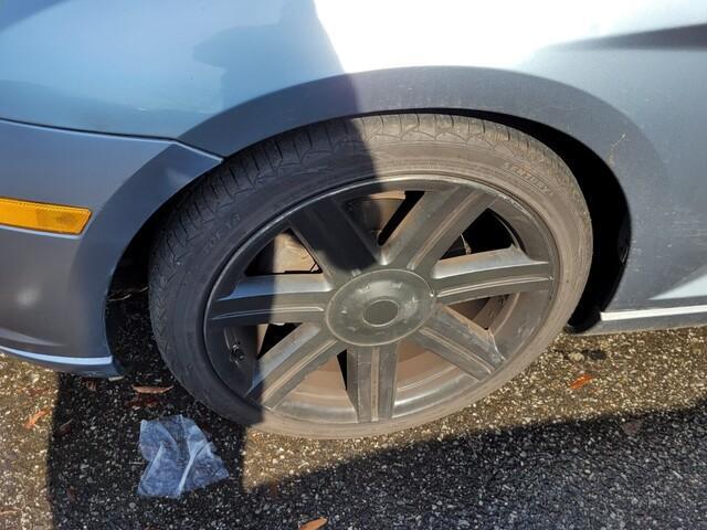 used 2006 Chrysler Crossfire car