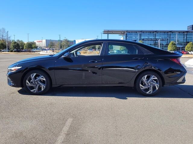 used 2025 Hyundai Elantra car, priced at $22,985